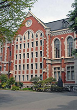 庆应义塾大学